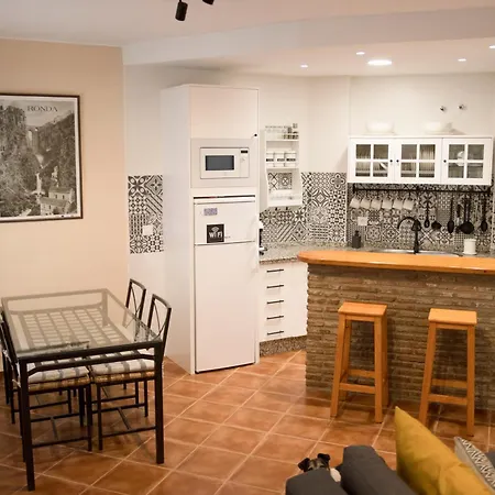 Casa De La Esquina Benaocaz